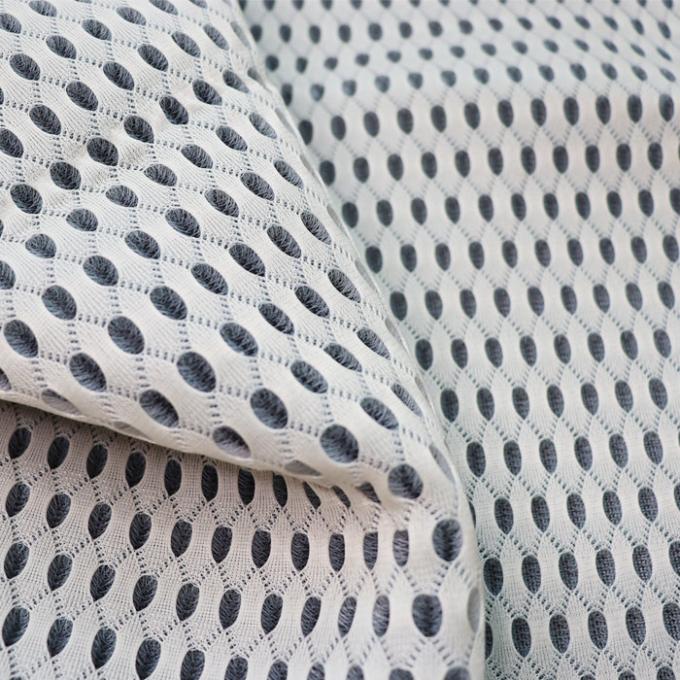 3mm 3d spacer kumaş 50in to 60in siyah renkli iplik solunumlu örgü malzemesi 1