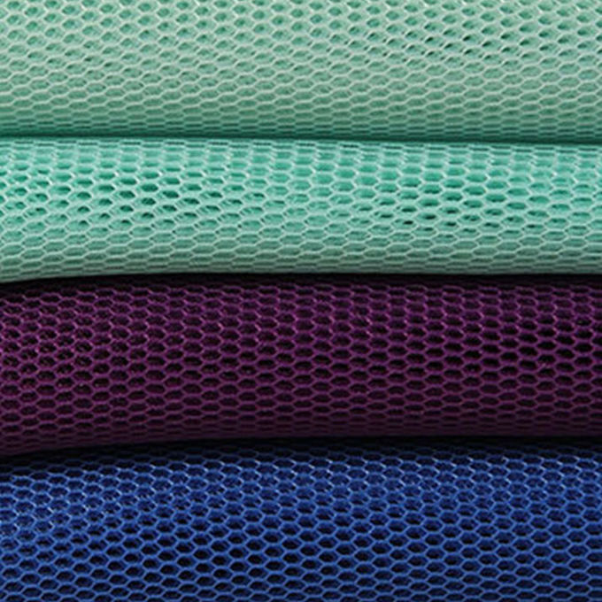 Hafıza 4mm 3D Mesh Malzemesi Polyester Mesh Kumaş Yüksek solunumlu 5
